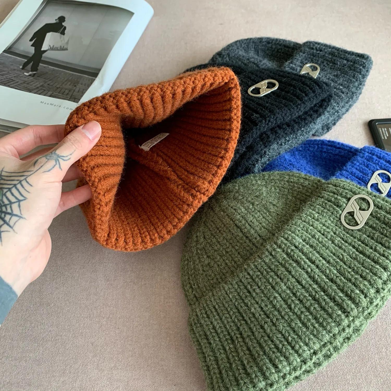 Bonnet Tricoté Unisexe Inclusif de Style Coréen – Image 2