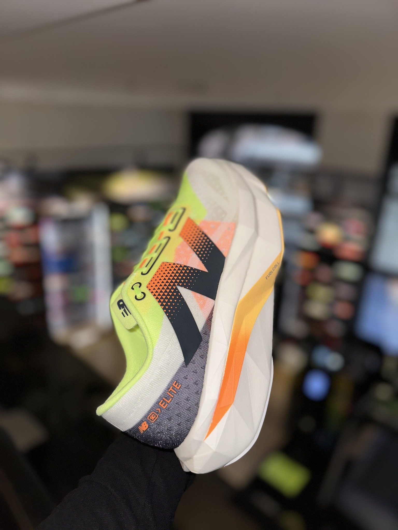 New Balance SC Elite V4 – Image 2