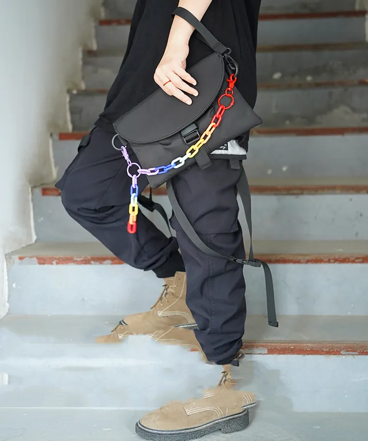 Sacoche LGBT à chaîne arc en ciel – Image 3