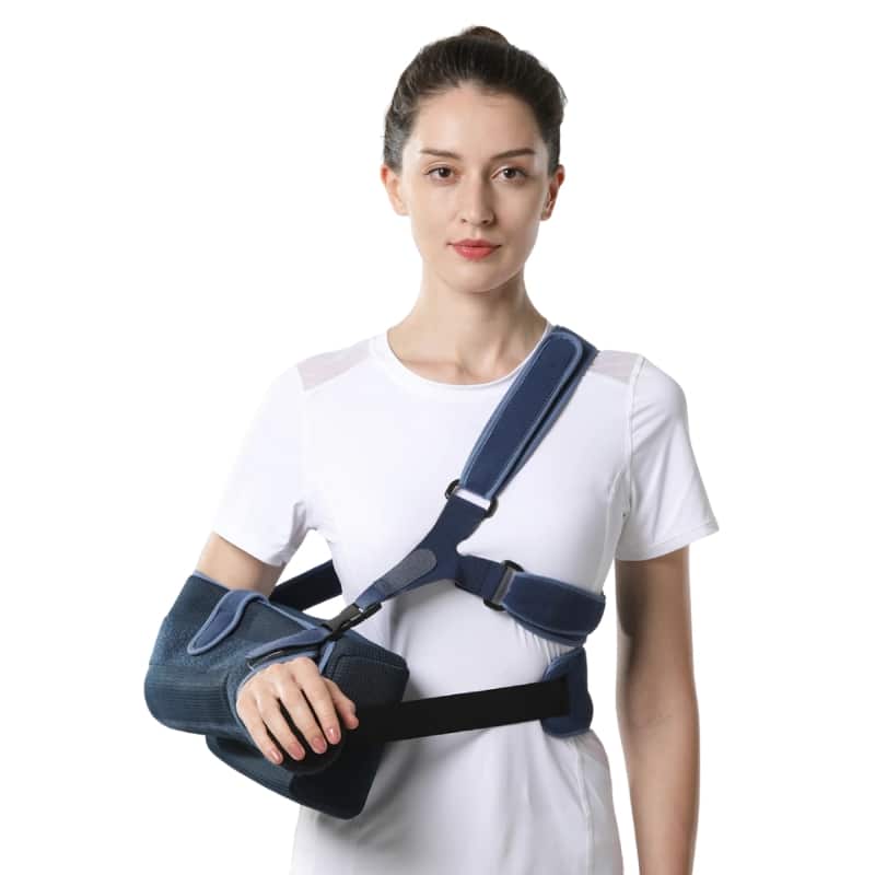 Prothèse orthopédique pour avant-bras avec poche de rangement