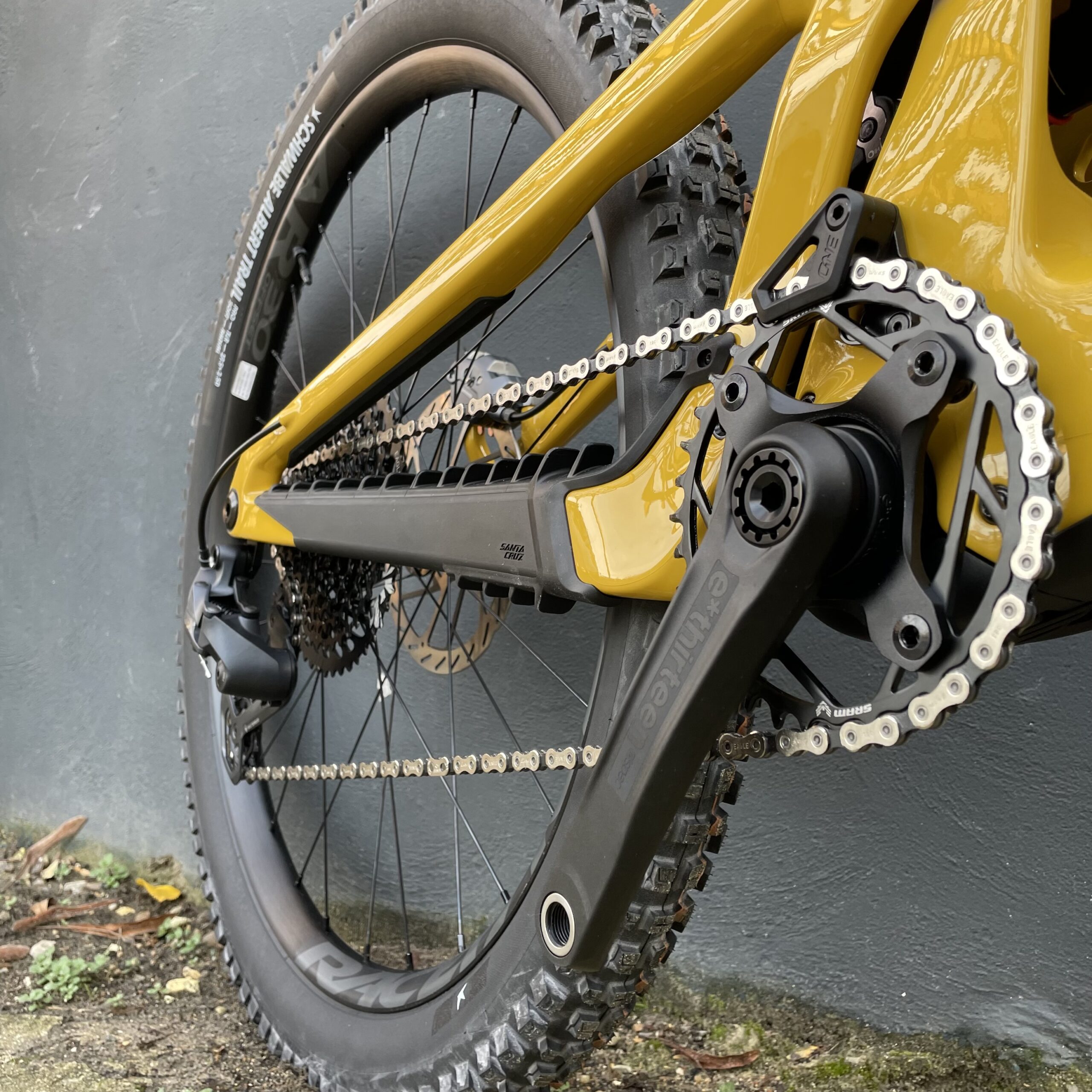 SANTA CRUZ Heckler SL – Gloss Mustard – Image 2