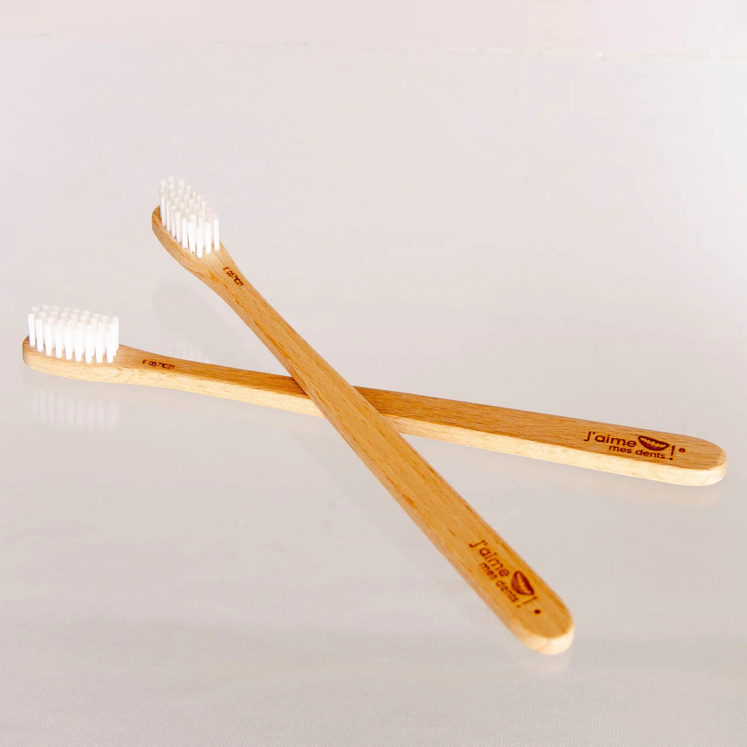 Brosse à dents en hêtre | Poils souples – J’aime mes dents – Image 2