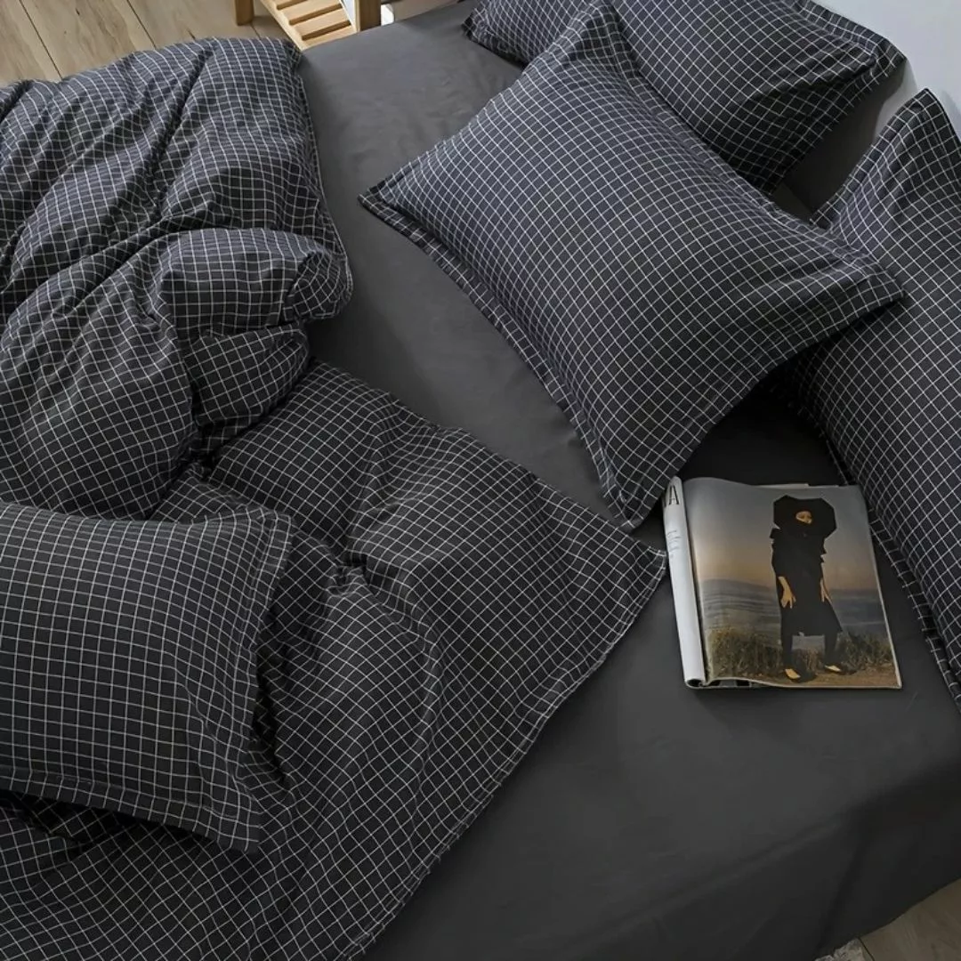 Parure de lit carreaux noirs minimalistes – Élégance moderne et sommeil raffiné – Style épuré pour chambre design – Image 3