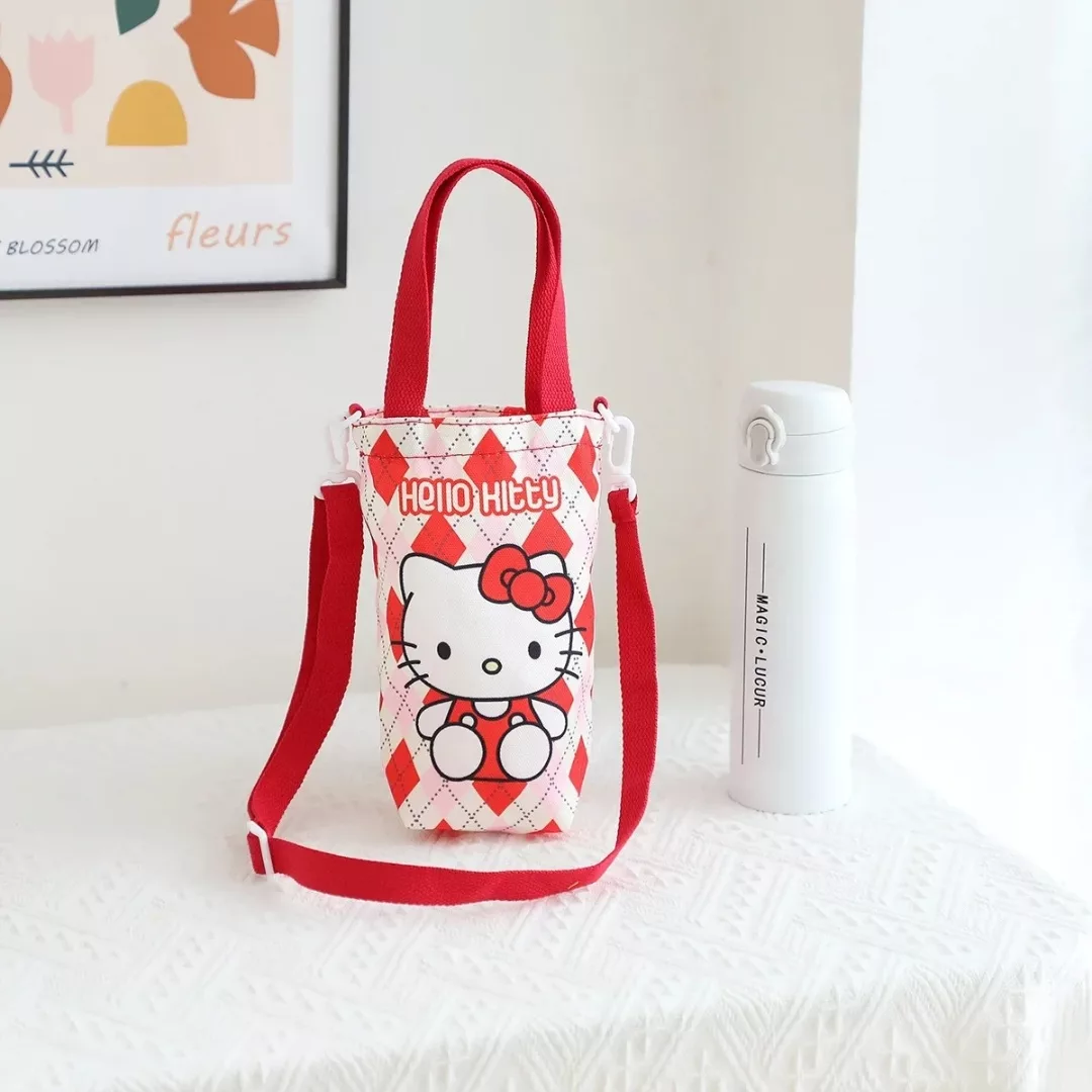 Pochette pour gourde enfant – Transport facile et propre à l’école ou en sortie – Tissu lavable et motifs ludiques – Image 3