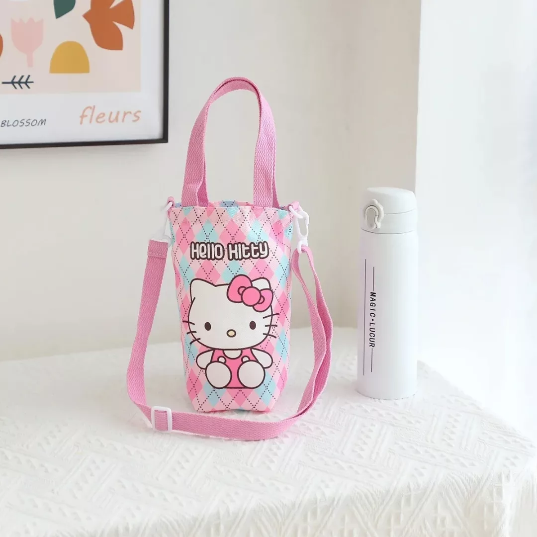Pochette pour gourde enfant – Transport facile et propre à l’école ou en sortie – Tissu lavable et motifs ludiques – Image 2