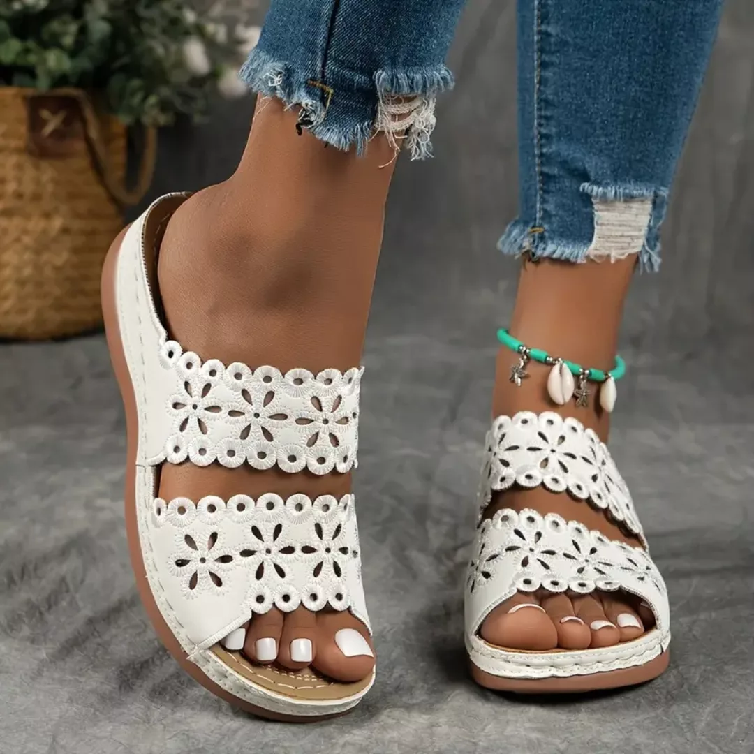 Sandales compensées femme dentelle confort – look chic, semelle légère, maintien parfait tout l’été