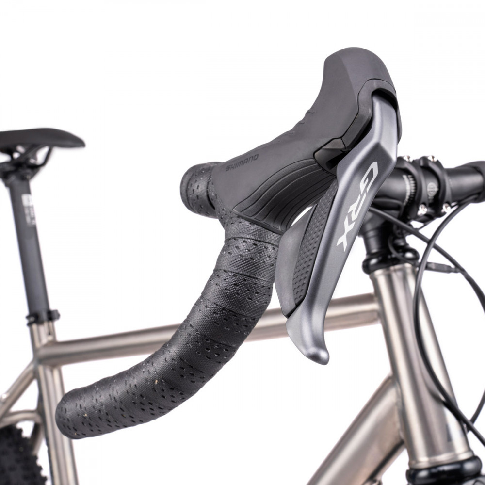 Bombtrack Hook Titane EXT – Titanium Noir – 2024 – Image 5